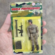 Action Figure 4' 1: 18 Army World Peace Keepers Series 1 rocket E