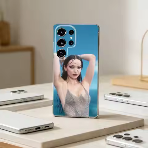 Actress Dove Cameron Phone Case For Samsung S25,S24,S21,S22,S23,S30,Ultra,S20,Plus,Fe,Note,10,9,5G T