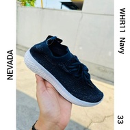 11Whr Navy shoes size 33