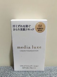 Media輕透持效粉底液02