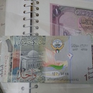 kuwait 1 Dinar 2014 unc ,rendom