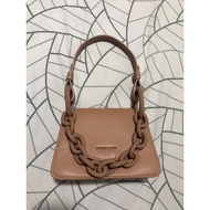 Preowned Charles &amp; Keith Chain Sling Bag