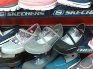 SKECHERS娃娃鞋