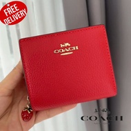 กระเป๋าสตางค์ใบสั้น Coach Snap Wallet With Strawberry