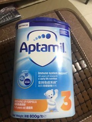 Aptamil 3號金版奶粉，1至3歲