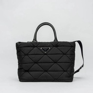 Yolipi Tas Prada Original - Prada Logo Quilted Padded Tote Bag Black