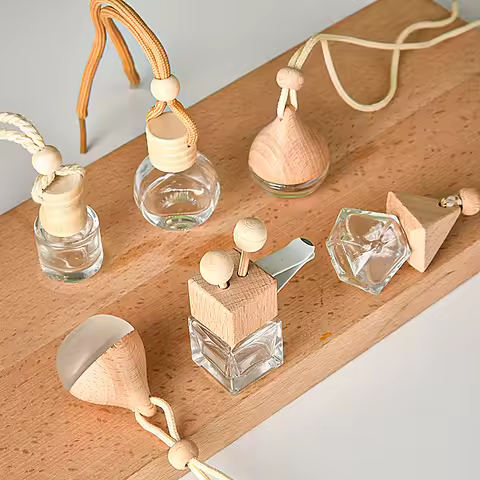 Mini Perfume Bottles with Wood Lid 8ml Essential Oil Container Car Air Fragrance Empty Pendant Auto 