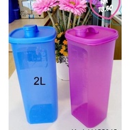 Tupperware Fridge water bottle 2L(1pc)