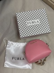 Furla 粉色半圓形零錢包