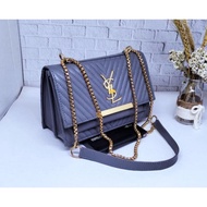 LOKAL Special Contemporary Women's Sling bag-Women's bag Strap Chain Sling bag Women's V Pattern Sling bag Local bag Sling bag Sling bag Sling bag/Women's fashion Contemporary fashion Sling bag Package bag fashion Sling bag