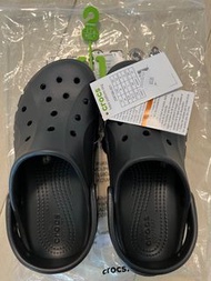 全新Crocs中性黑色厚底鞋