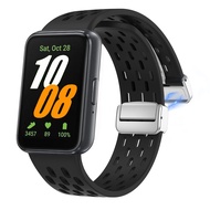 Dây đeo cho Samsung Galaxy Fit 3 Dây đeo cổ tay có khóa từ bằng silicon Dây đeo đồng hồ mềm mại thoá
