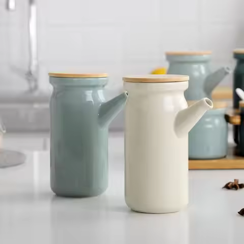 Soy sauce vinegar bottle Kitchen supplies Ceramic seasoning bottle Sauce bottle seasoning pot Househ