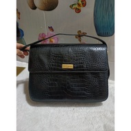 Branded vintage 2hand crossbody shoulder bag