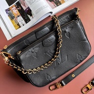 ::LOUIS VUITTON:: LV M80399 Multi Pochette Accessoires 黑色壓紋麻將包 二合一 腋下包 斜背包 肩背包