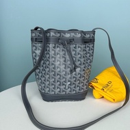 Goyard戈雅灰色水桶包斜挎包 尺寸16*23釐米，附件塵袋