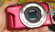 Panasonic Lumix GF 3 單眼數位相機測試包含閃光燈都正常外觀有明顯使用痕跡當故障零件機只賣單機身