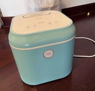 Kidcoo 紫外線消毒烘乾機