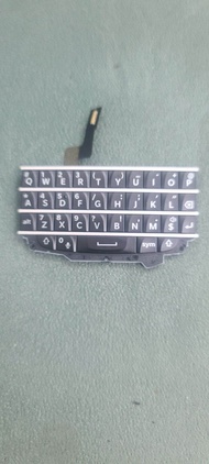 Bộ bàn phím và bottom blackberry Q10 zin đen