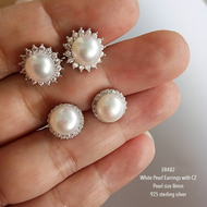 [ER482] 7-8mm White Real Pearl Earrings Surrounded By Beautiful Diamonds