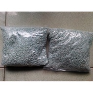 Zeolite Sand No. 3 Cats / Dogs / Animals - 7B5C7B - Original