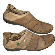 Sepatu second branded Kickers Original size 39 Brown colour