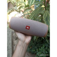 JBL Charge 4 Charge4 second Like new Speaker Wireless Bluetooth salon