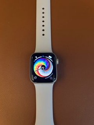 Apple Watch se 40mm gen2 gps 金 非常新無花