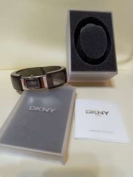 知名品牌 DKNY 伸縮 女用手錶