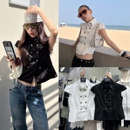 SU503 Military Top Stand-Up Collar Design With Double Buttons The Fabric Is In Shape. Wear It And Lo