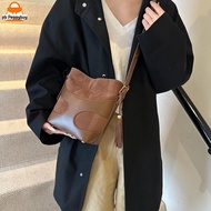 ผู้หญิง Faux Suede Backet Bag Fashion Tote Bag Adventable Strap Simple Messenger Bag Vintage Sling B