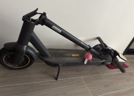 Ninebot G30 電動滑板車