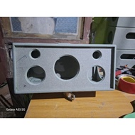 Custom BOX 2.1 SUB 4 inch mid 2.7 inch tweeter 1.25 inch P38 x W18 x T18. + midle partition Speaker 