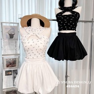 Set of crop top and skirt, twisted chest zip shirt with bow print mixed with 2-color pumpkin skirt D