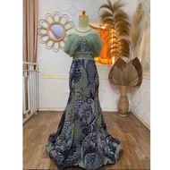 HIJAU Sage green singer dress