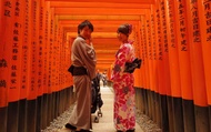 Tur sehari ke Kyoto Fushimi Inari dengan Seribu Gerbang Torii & Hutan Bambu Arashiyama Jembatan Toge