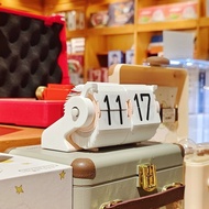 [2025 New Style] Creative Intelligent Automatic Page Flip Clock Living Room Decoration Table Clock M