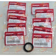 HONDA Forza 300 / Forza 350 Gear Shaft LH Oil seal (25X35X5) (Crankcase #32) (Genuine Honda Spare Pa