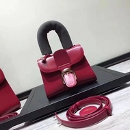 [Delvaux] brillant Belgium Delvaux Royal Family Brand Exquisite Workmanship Details ** Equal to One 