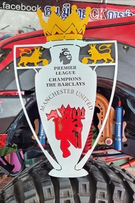 ถ้วยพรีเมียร์ลีกManchester Unitedเหล็กตัดเลเซอร์ขนาดเท่าถ้วยจริง 76*43 cm.เหล็กหนา 3 mm. หนัก 3.5 cm