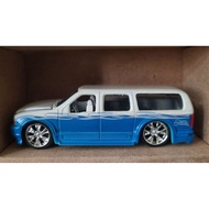 Ford Excursion Muscle Machine scale 64