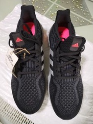 (全新)Adidas Ultraboost 5.0 DNA 跑步鞋