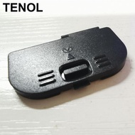 [TENOL] For Nikon D300S D200 D700 D300,  S5 Pro Battery Door   Back Cover Compartment
