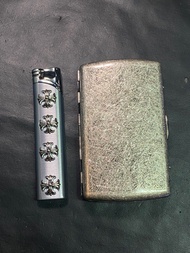 防風打火機及煙盒