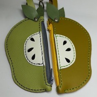 剖半APPLE零錢包