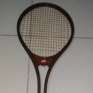 Raket tenis titanium maruman 818