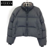 Burberry 黑色 1759-262 短款羽絨服，S 碼