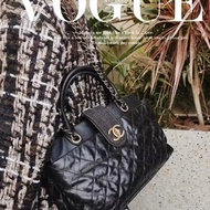 人間香奈兒 CHANEL 經典雙C手提肩背鏈條包 奢華珍珠魚皮