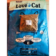 READY STOCK/ LOVE CAT/ Cat Food / Makanan Kucing / Cat Food repack - (Available 0.5kg, 1kg, 2kg & 3k