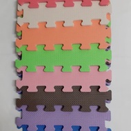 < Made In Taiwan > Exported To Europe America 32 * 32 * 1.5cm Cross Pattern/Chong Chong Evaluation S